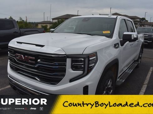 Used 2025 GMC Sierra 1500 SLT w/ SLT Premium Plus Package AWD/4WD image 1