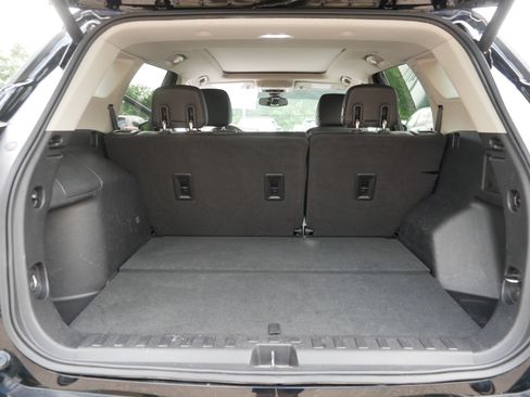 Used 2018 GMC Terrain Denali w/ Comfort Package AWD/4WD image 18