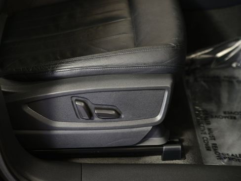 Used 2018 Audi Q5 2.0T Premium Plus image 12