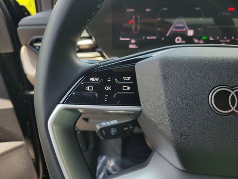 Certified 2025 Audi Q5 Prestige AWD/4WD image 25