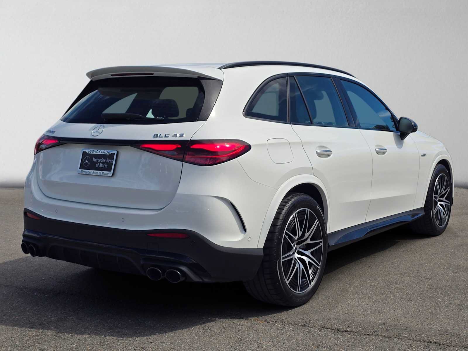 Used 2026 Mercedes-Benz GLC 43 AMG 4MATIC image 3