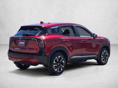Used 2025 Nissan Kicks SV AWD/4WD image 5