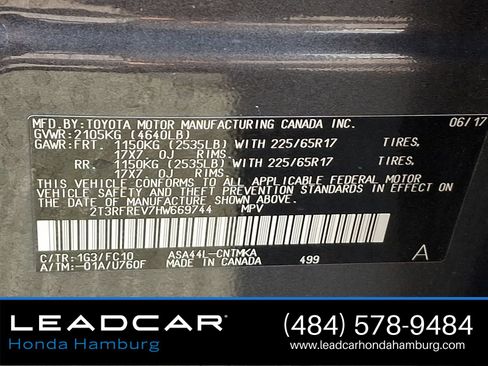 Used 2017 Toyota RAV4 XLE AWD/4WD image 27