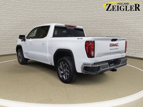 New 2026 GMC Sierra 1500 SLE w/ Preferred Package AWD/4WD image 7