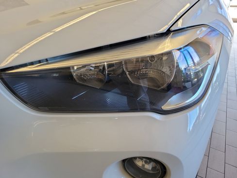 Used 2018 BMW X1 xDrive28i w/ Convenience Package image 9