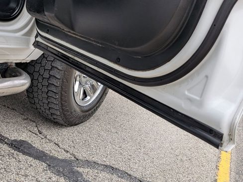 Used 2018 RAM 3500 Tradesman w/ Chrome Appearance Group image 34