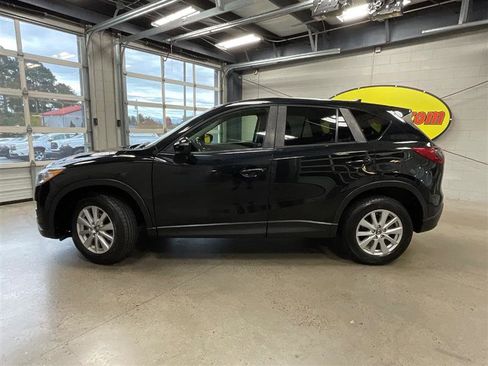 Used 2016 MAZDA CX-5 Touring image 2