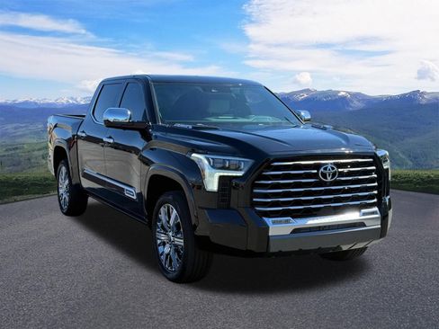 Used 2024 Toyota Tundra Capstone AWD/4WD image 8