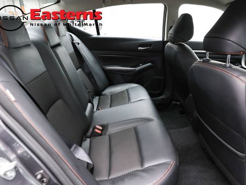 Used 2024 Nissan Altima 2.5 SR FWD image 22