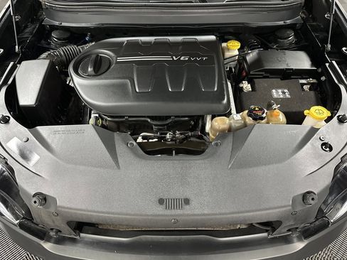 Used 2020 Jeep Cherokee Trailhawk w/ Comfort/Convenience Group image 37