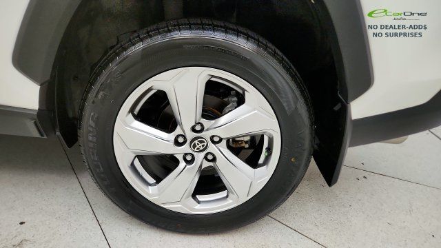 Used 2021 Toyota RAV4 XLE Premium AWD/4WD image 77