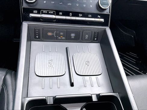 Used 2025 Hyundai Santa Fe Calligraphy image 33