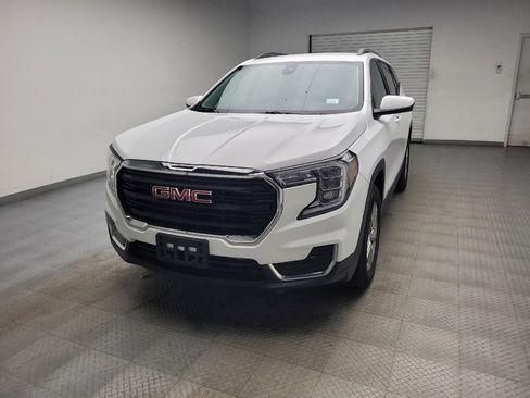 Used 2023 GMC Terrain SLE w/ Driver Convenience Package AWD/4WD image 15