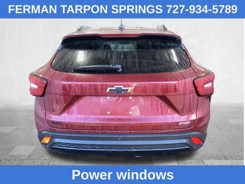 Certified 2024 Chevrolet Trax RS w/ Driver Confidence Package image 9