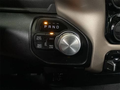 Used 2019 RAM 1500 Laramie image 25