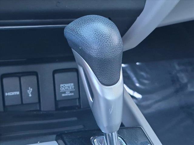 Used 2015 Honda Civic Hybrid Sedan image 10
