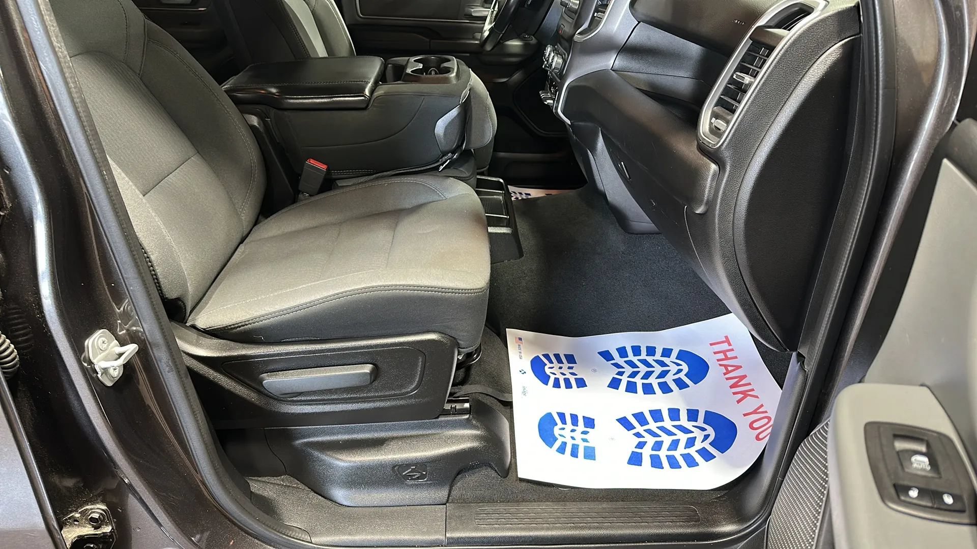 Used 2019 RAM 1500 Big Horn AWD/4WD image 15