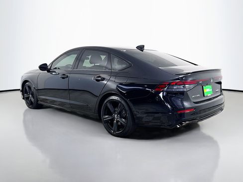 Used 2023 Honda Accord Sport image 7