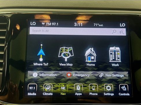 Used 2020 Jeep Grand Cherokee Overland image 15