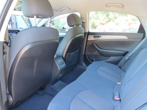 Used 2019 Hyundai Sonata SE FWD image 28