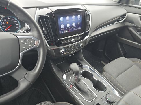 Used 2021 Chevrolet Traverse LT w/ LPO, Floor Liner Package image 23