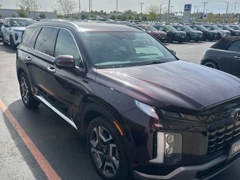 Used 2023 Hyundai Palisade Limited image 6