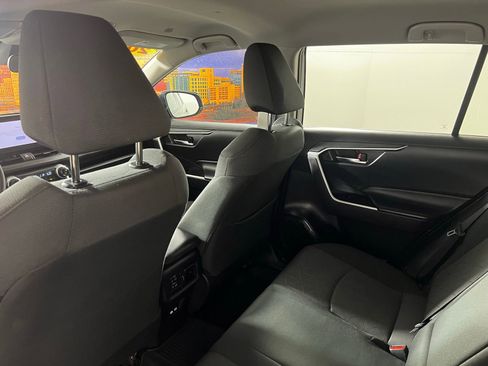 Certified 2024 Toyota RAV4 XLE FWD image 19
