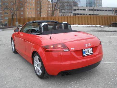 Used 2009 Audi TT 2.0T Premium image 10