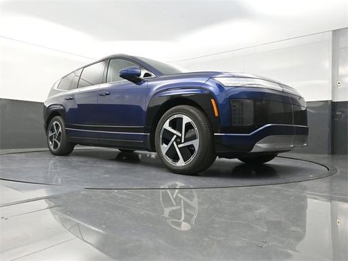 New 2026 Hyundai Ioniq 9 Limited image 32