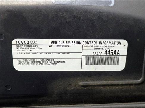 Used 2019 Dodge Challenger SXT image 23