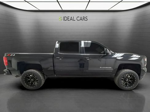Used 2018 Chevrolet Silverado 1500 LT w/ All Star Edition AWD/4WD image 4