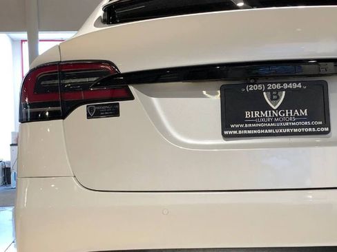 Used 2022 Tesla Model X Long Range image 16