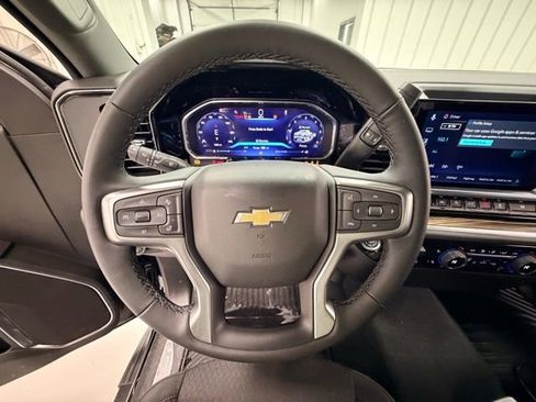 Certified 2026 Chevrolet Silverado 1500 LT image 12