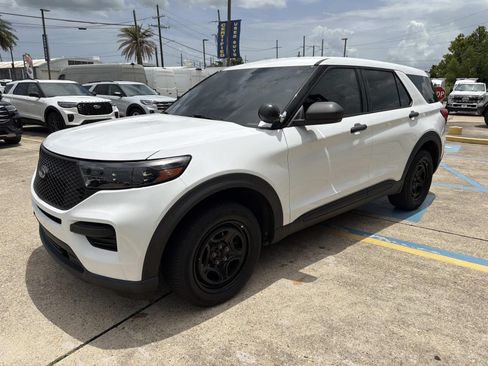 Used 2022 Ford Explorer 4WD Police Interceptor image 4