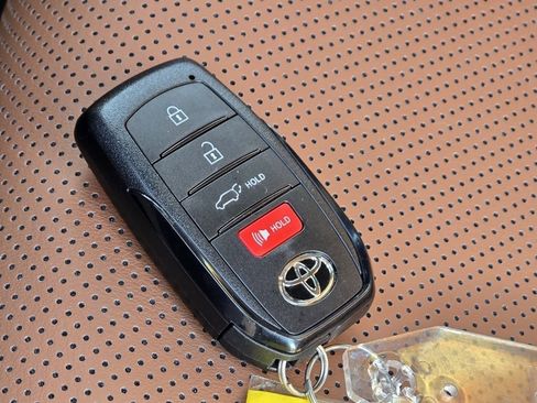 New 2025 Toyota Crown Signia image 45