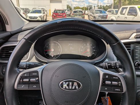 Used 2019 Kia Sorento AWD w/ LX Convenience Package image 26