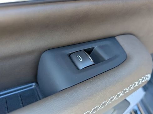New 2026 GMC Yukon XL Denali Ultimate AWD/4WD image 11