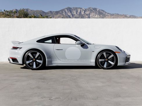 Certified 2023 Porsche 911 Sport Classic image 8