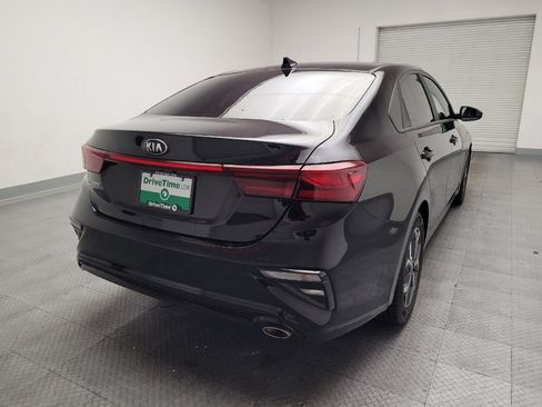 Used 2021 Kia Forte LXS FWD image 7