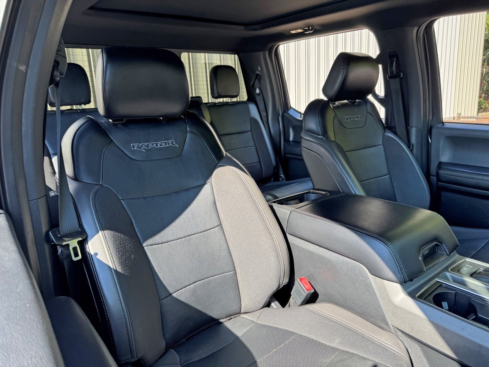 Used 2019 Ford F150 Raptor w/ Equipment Group 802A Luxury AWD/4WD image 43