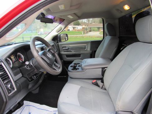 Used 2015 RAM 1500 Tradesman w/ Power & Remote Entry Group image 4
