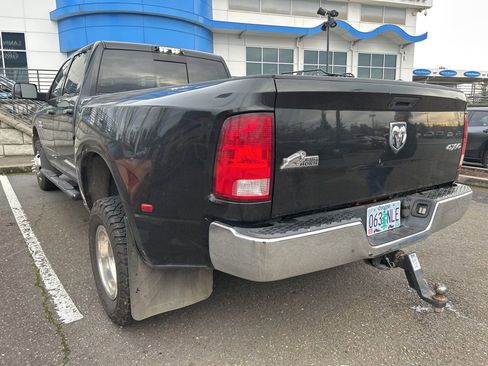 Used 2018 RAM 3500 Big Horn image 4