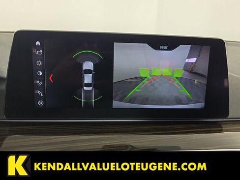 Used 2018 BMW 530e xDrive w/ Premium Package 2 image 13