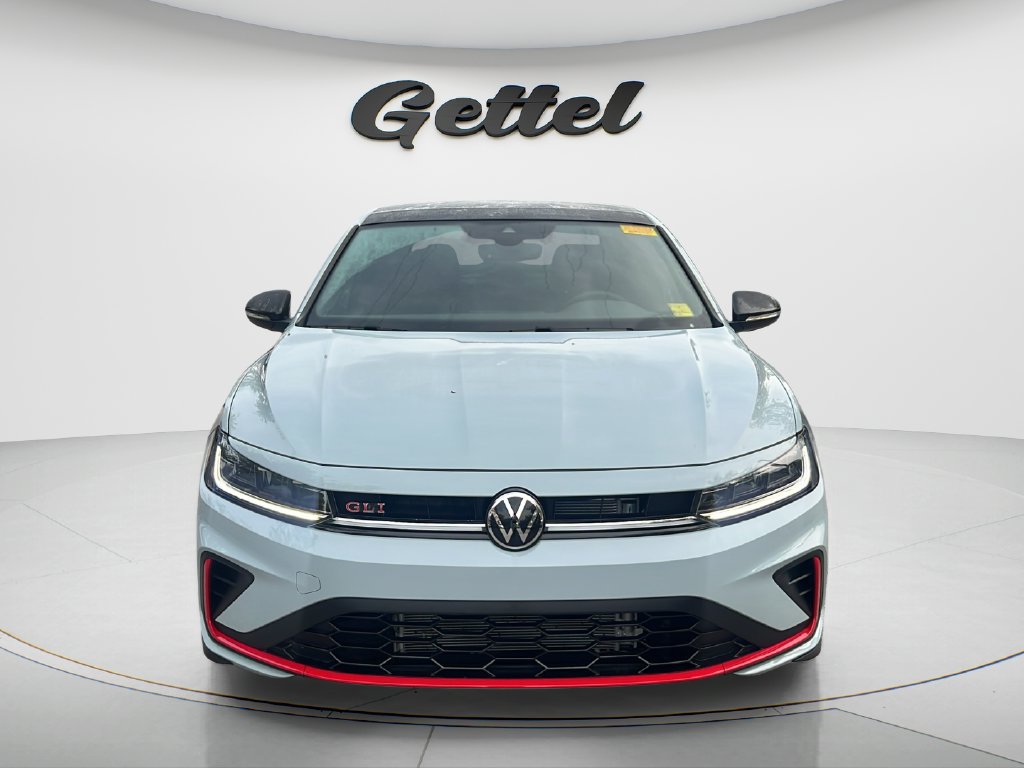 Used 2026 Volkswagen Jetta GLI Autobahn FWD image 2