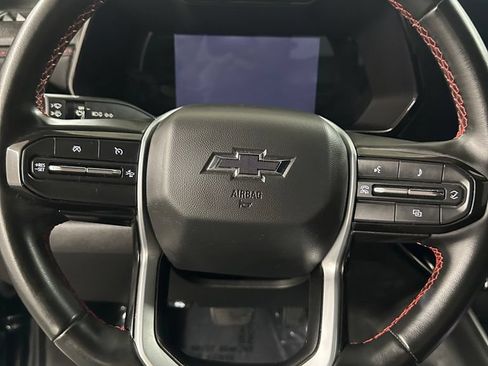 Used 2023 Chevrolet Colorado Z71 w/ Z71 Convenience Package 2 AWD/4WD image 14
