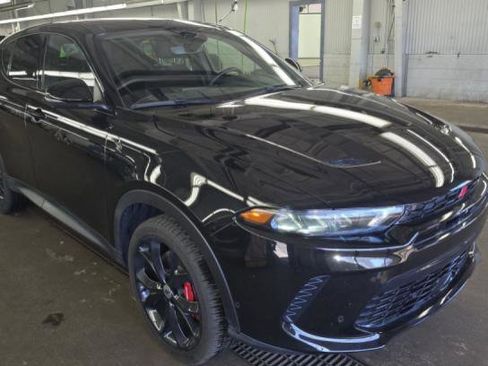 Used 2024 Dodge Hornet GT AWD/4WD image 2