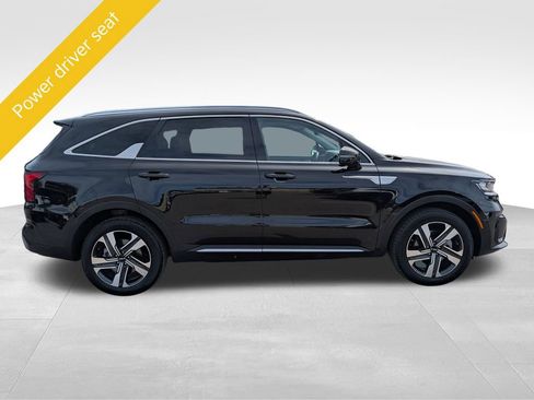 Certified 2023 Kia Sorento EX image 7