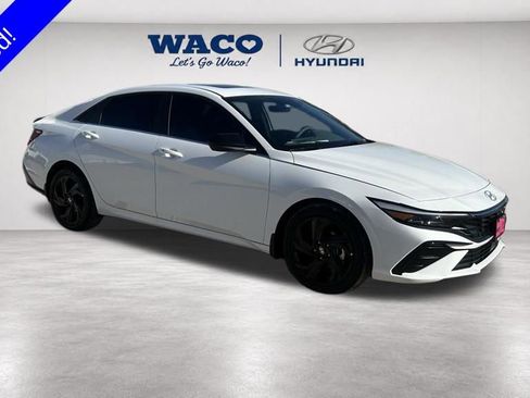 Used 2026 Hyundai Elantra SEL Sport Premium FWD image 4