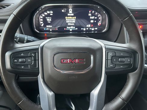 Used 2023 GMC Yukon SLT image 28
