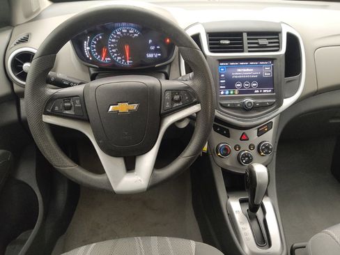 Used 2020 Chevrolet Sonic LT image 22